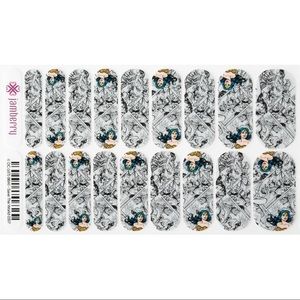 Wonder Woman “Save The World” Nail Wrap